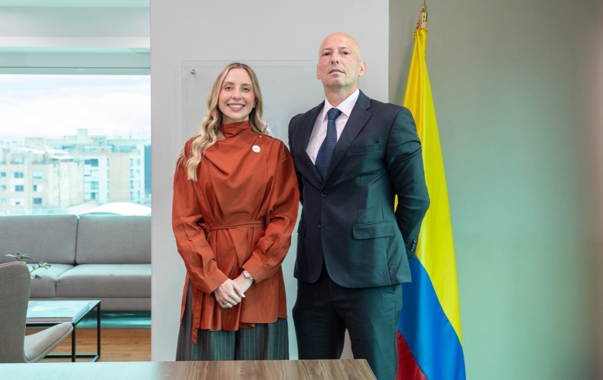 El samario Carlos Eduardo Cabas asume la Secretaría General de Findeter